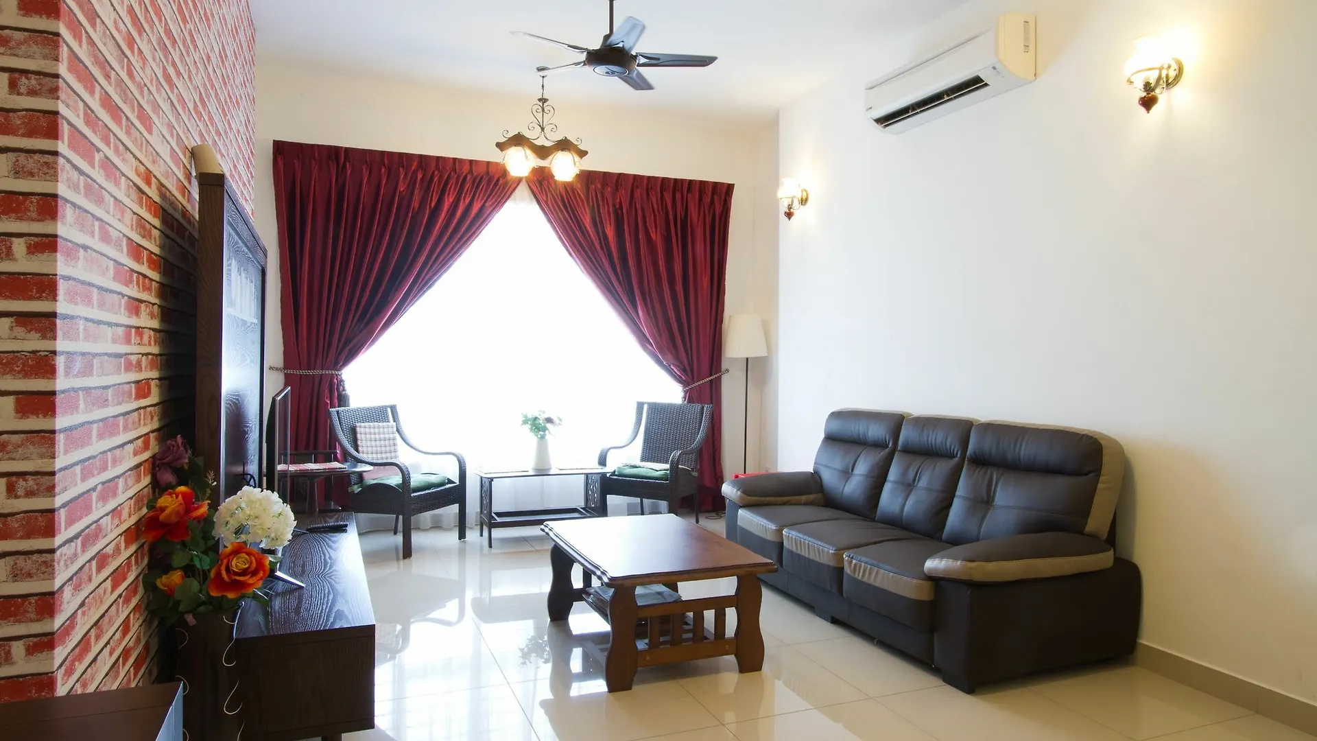 Tropez Residence Danga Bay Johor Bahru 0*,